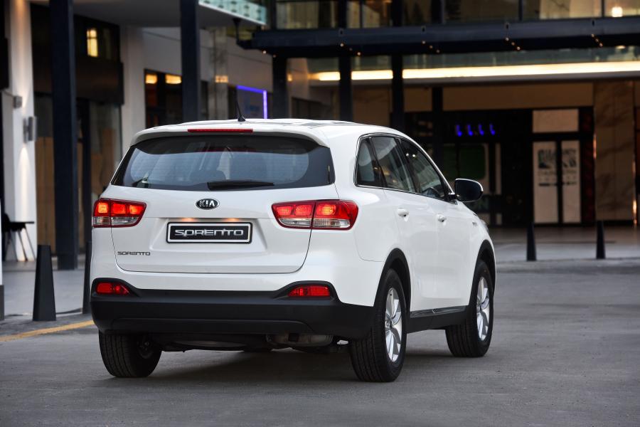  Kia Sorento LS 2015 года  (ZA) (фото 10 из 22)